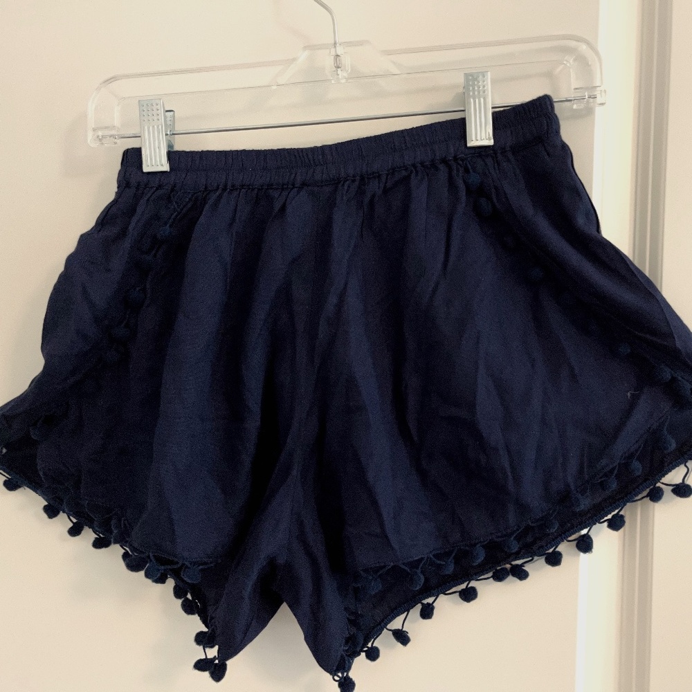 BOHO ME NWT NAVY FRINGE SHORTS